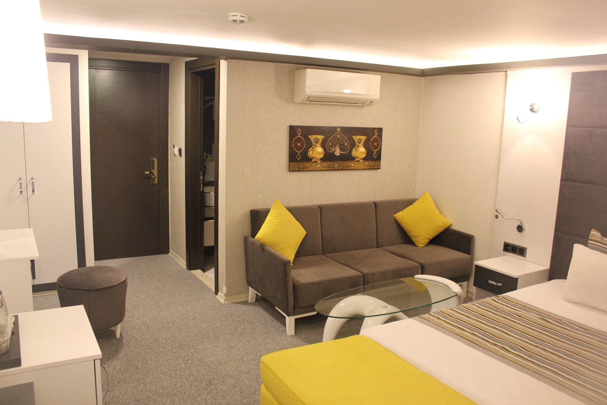 Hotel Taksim Home Istambul Exterior foto